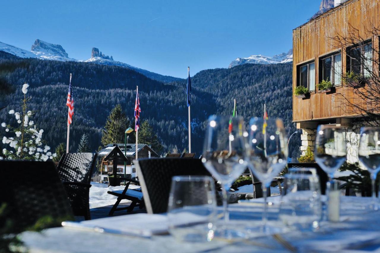 Hotel Mirage Cortina d'Ampezzo Exterior foto
