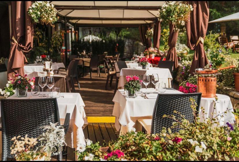 Hotel Mirage Cortina d'Ampezzo Exterior foto